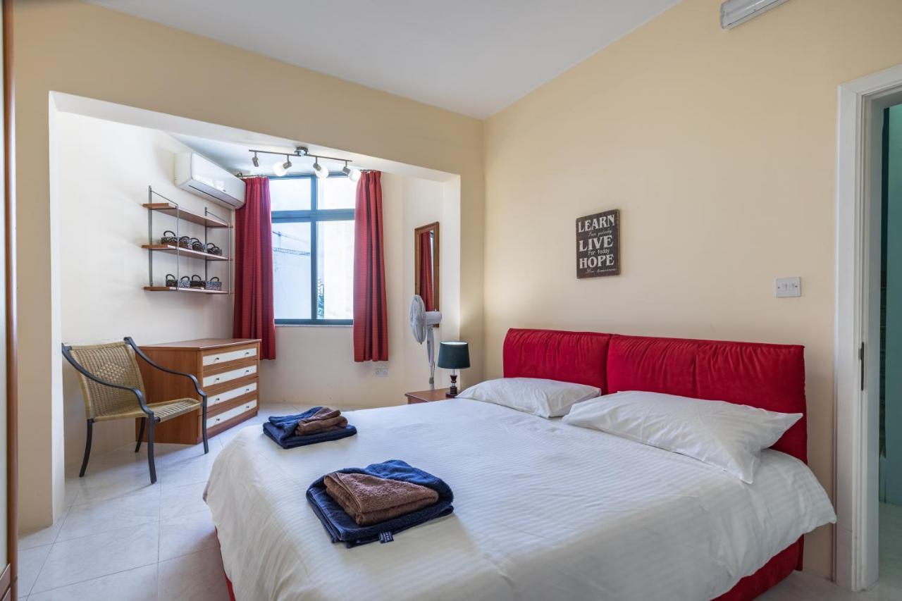 Fantastic 3 Bedroom Duplex Penthouse With Terrace Sliema Luaran gambar