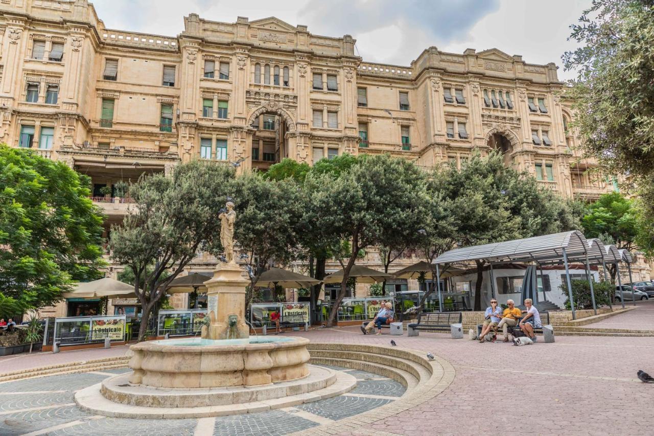Fantastic 3 Bedroom Duplex Penthouse With Terrace Sliema Luaran gambar